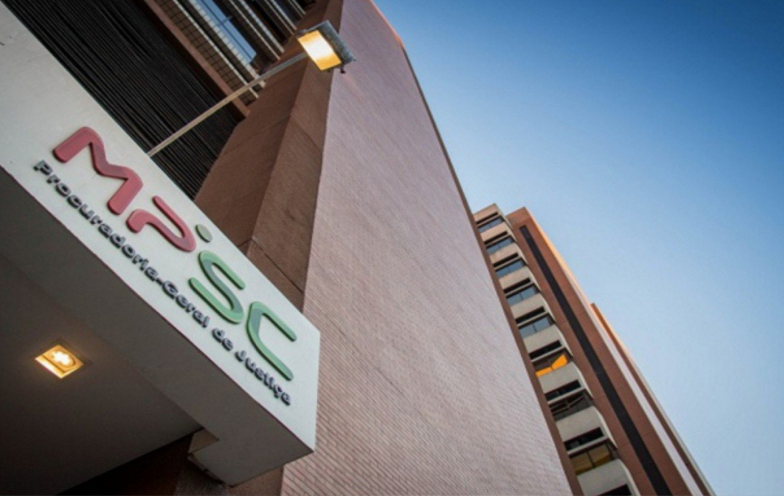 Justiça decreta prisão preventiva de suspeito de feminicídio em Criciúma 