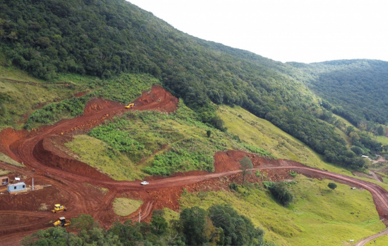 Vídeo revela estrada turística surgindo na Serra do Fundo Grande