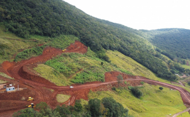 Vídeo revela estrada turística surgindo na Serra do Fundo Grande