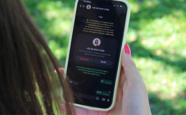 Prefeitura amplia serviços da assistente virtual e libera emissão de documentos pelo WhatsApp