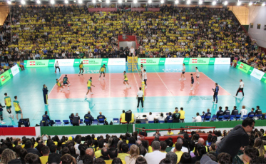 Ingressos à venda para amistoso de vôlei entre Brasil e Chile em Criciúma