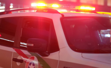 Corpo é encontrado com sinais de violência ao lado de duas facas em praia de Jaguaruna