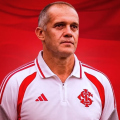 Internacional anuncia Eduardo Baptista após treinador deixar o comando do Criciúma