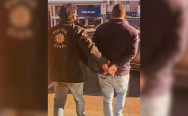 Gaúcho foragido por tráfico e extorsão é localizado após um ano escondido em SC