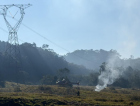 Helicóptero cai em área de campo e deixa uma pessoa morta em SC