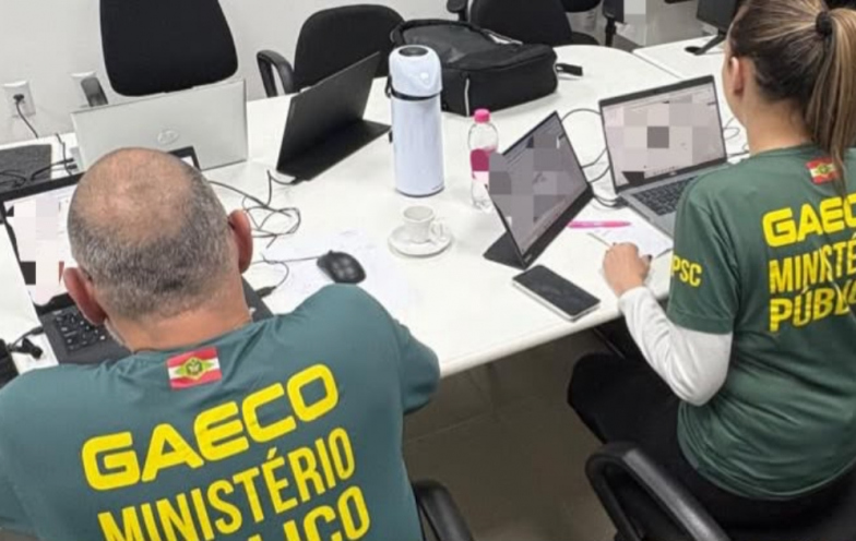 Ex-prefeita é alvo de operação que investiga pagamentos de R$ 31,6 milhões a empresas em SC