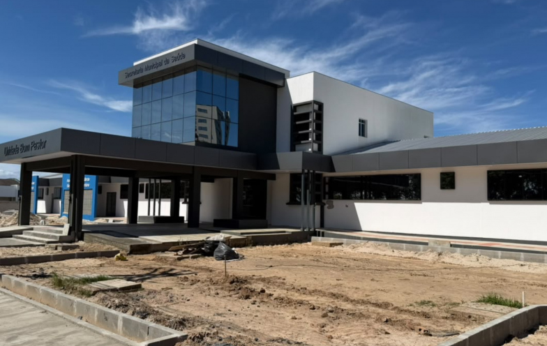 Obra de R$ 11,6 milhões na Unidade Bom Pastor entra na reta final em Araranguá