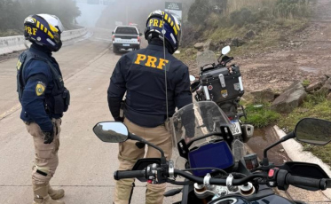 Motos esportivas são alvo da PRF na Serra da Rocinha após quase 50 irregularidades