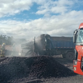     Caminhão pega fogo em mineradora e mobiliza força-tarefa em Lauro Müller