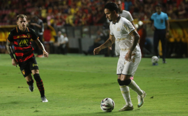 Com pênalti no último minuto, Criciúma deixa empate escapar em Recife
