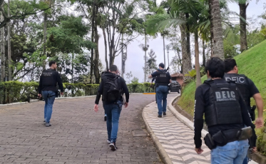 Desvio de cargas de aço em SC é alvo de operação com cinco mandados de prisão