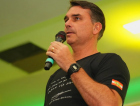 Com 70,52% dos votos, Flávio Bolsonaro é o candidato mais votado em Criciúma