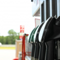 Subsídio de R$ 2,12 por litro do diesel é prorrogado por mais 30 dias