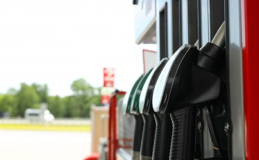 Subsídio de R$ 2,12 por litro do diesel é prorrogado por mais 30 dias