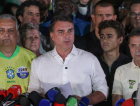 Saída do Brasil pode afetar mandato de Flávio Bolsonaro? Comentarista explica
