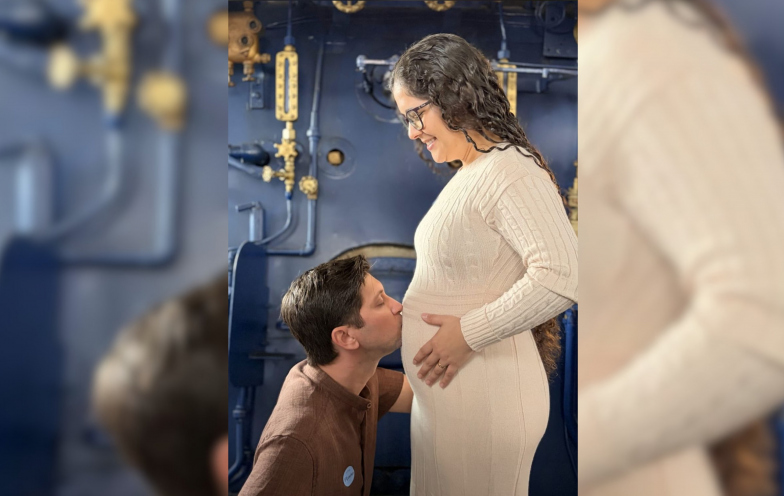 Maria Fumaça vira cenário de chá revelação e emociona casal em Tubarão
