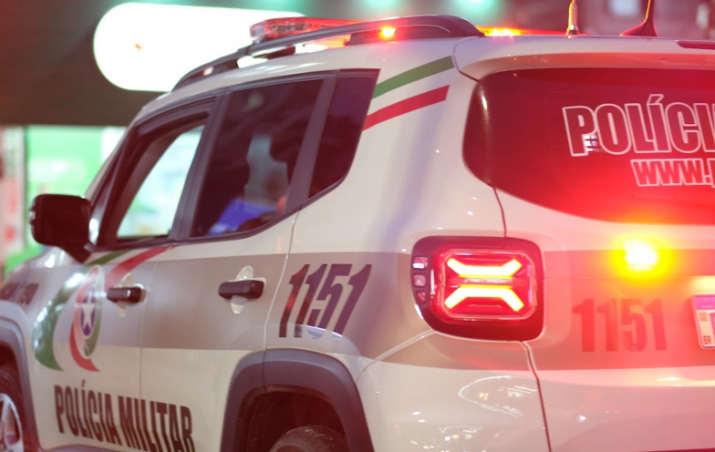 Briga por ciúmes termina com homem de 45 anos morto a facadas em Criciúma
