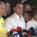 Flávio Bolsonaro desiste de pedir anulação do segundo turno e muda estratégia 
