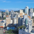 Quarta esquenta até 30°C no Sul de SC e chuva volta na quinta à noite