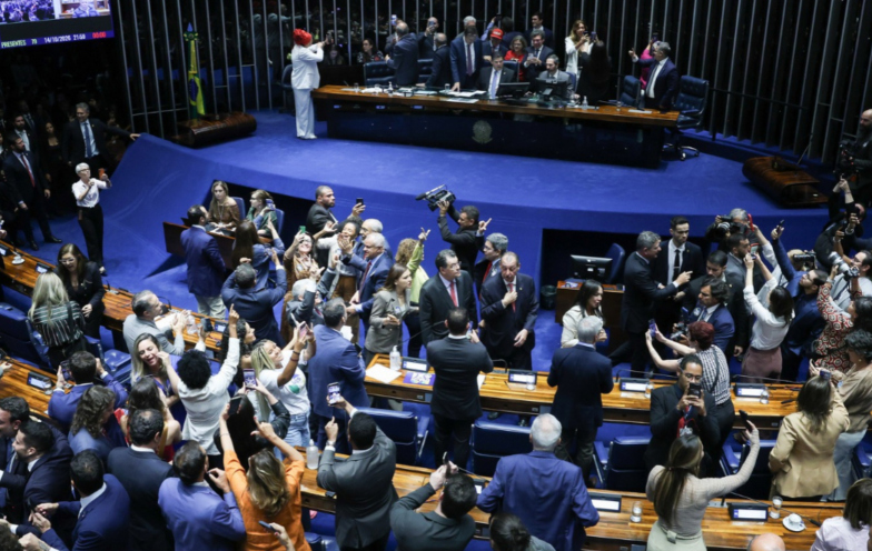 “5x2 é mais simbólico que efetivo”: advogada explica fim da escala 6x1