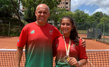 Tenista criciumense foi destaque na 5ª etapa do Circuito Sul Brasileiro de Tênis