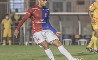 Paraná Clube anuncia saída de sete jogadores