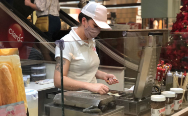 Creperia Madre Mia inaugura no Shopping Della