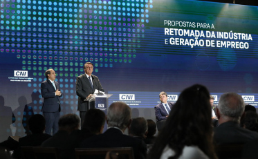Indústria apresenta a Bolsonaro propostas para retomada da economia e do emprego