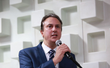 Piso nacional dos professores sobe para R$ 4.420,55