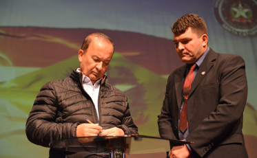 A dança das cadeiras no governo Jorginho Mello (ÁUDIO)