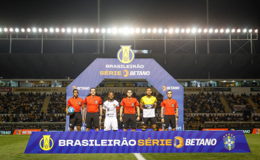 Criciúma é multado em R$ 2 mil por atos xenofóbicos de torcedores