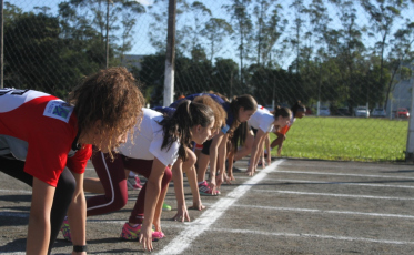 FME de Criciúma oferece aulas de atletismo à comunidade