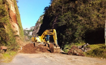 Serra do Corvo Branco é liberada de Urubici até o corte