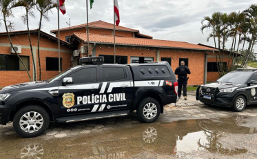 Prefeito reeleito de Sangão e nove servidores são afastados do cargo 