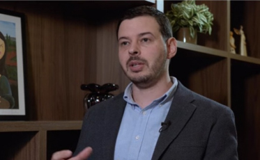 Uma viagem aos anos 1970: Documentário remonta início da rede Althoff Supermercados