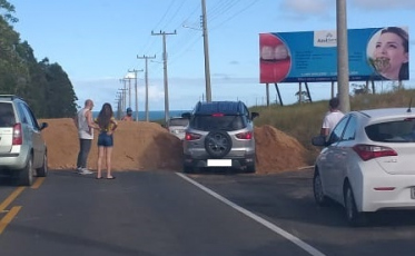 Barreiras garantem que menos pessoas entrem no Rincão