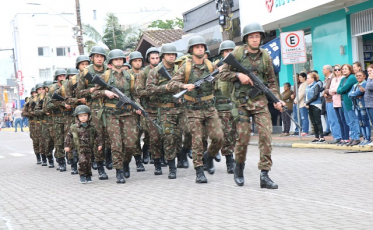 As riquezas da pátria no desfile de Nova Veneza