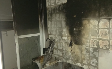 Morador é hospitalizado após princípio de incêndio no Centro de Criciúma