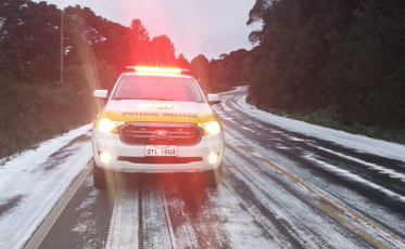 Congelamento de pista interdita tráfego na SC-390 e SC-114 (VÍDEO)