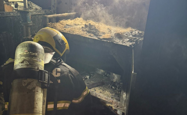 Atualizada: Incêndio atinge cerâmica em Criciúma