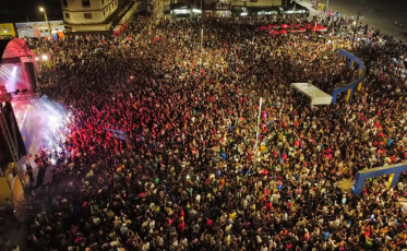 Multidão prestigia aniversário de 29 anos de Balneário Arroio do Silva
