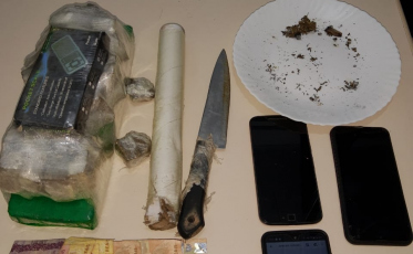 PM prende traficantes e 1,8 kg de maconha no bairro Renascer