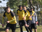 Criciúma realiza treino tático em Curitiba