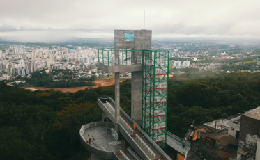 Criciúma inaugura ponto turístico com vista para a cidade, a serra e o mar 