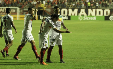 Brusque vence Brasil de Pelotas e chega a 10 jogos sem perder 