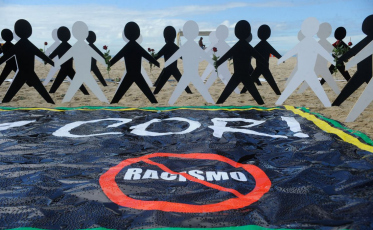 Entenda a nova lei que equipara a injúria racial ao racismo