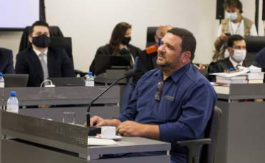 Caso Kiss: “Todo mundo sabia”, diz vocalista sobre uso de pirotecnia em shows