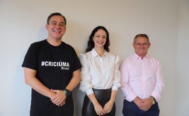 Vaguinho anuncia Marluci Freitas Bitencourt Vitali para a Secretaria da Fazenda