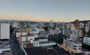 Terça-feira com predomínio de sol e calor no Sul catarinense