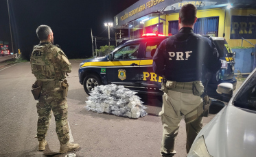 ((Vídeos)) São João do Sul: Após 7km de fuga, casal é preso transportando quase 100kg de haxixe 